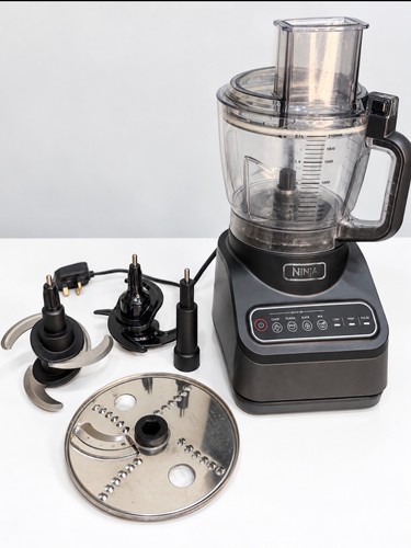 Ninja full size food processor - food,